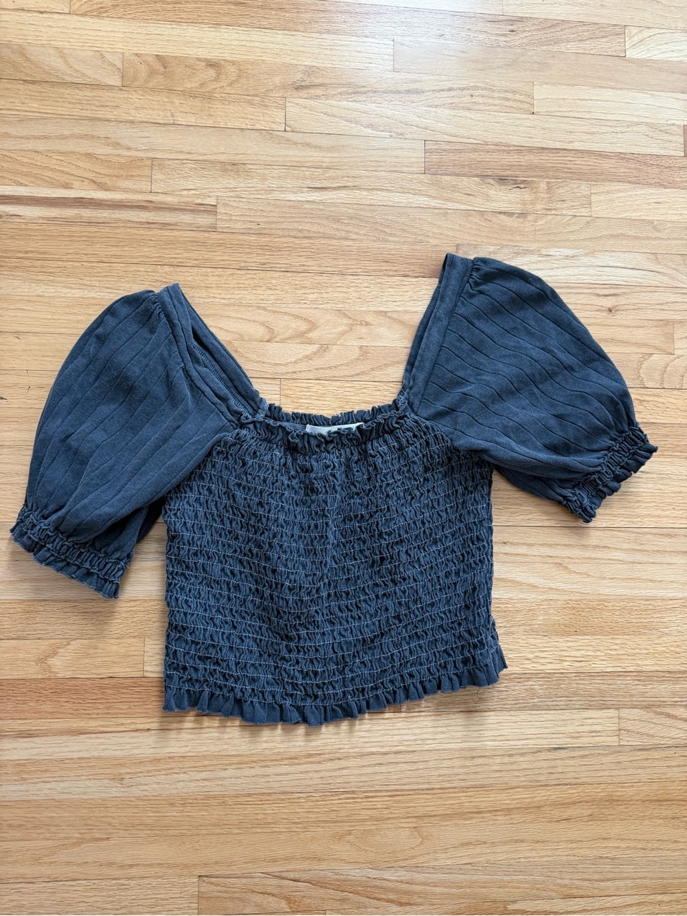 WE THE FREE PEOPLE Blouse Womens- Gray Oh Hey Puff Sleeve Smocked Crop Top